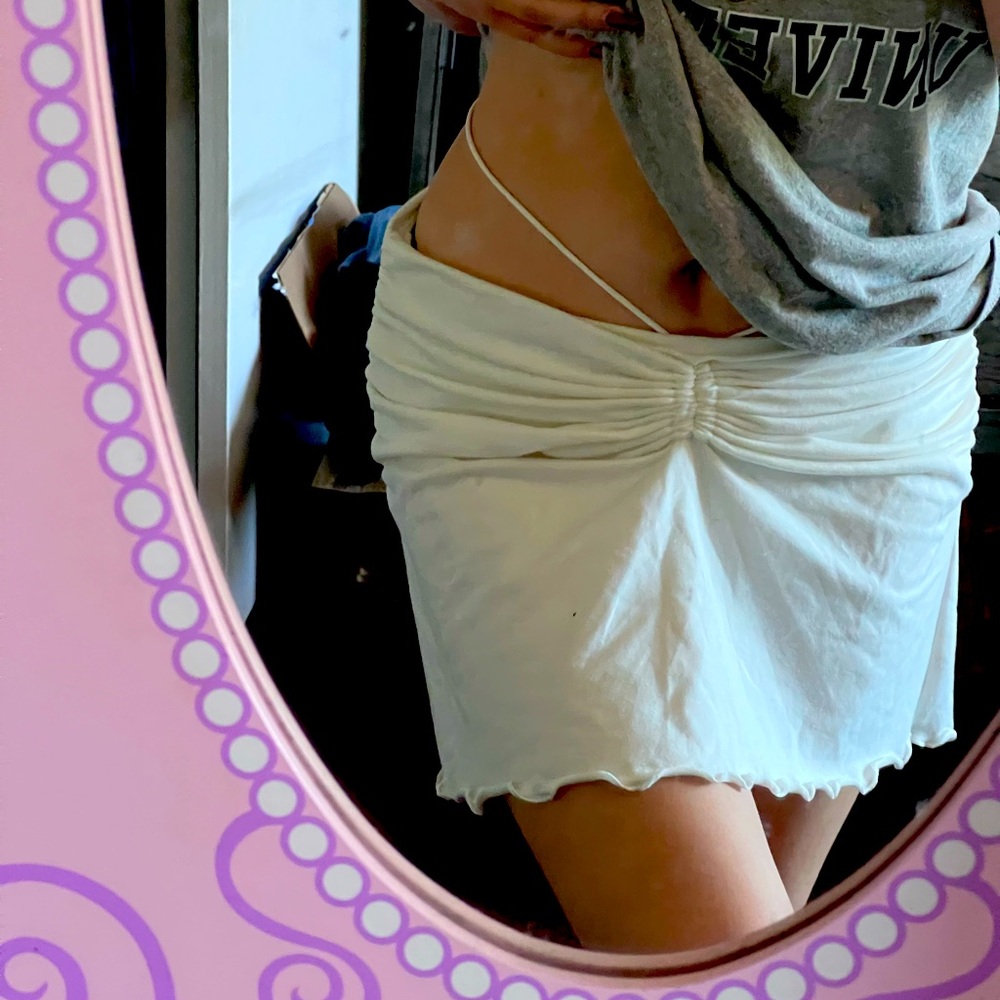 white ruched tie around mini skirt